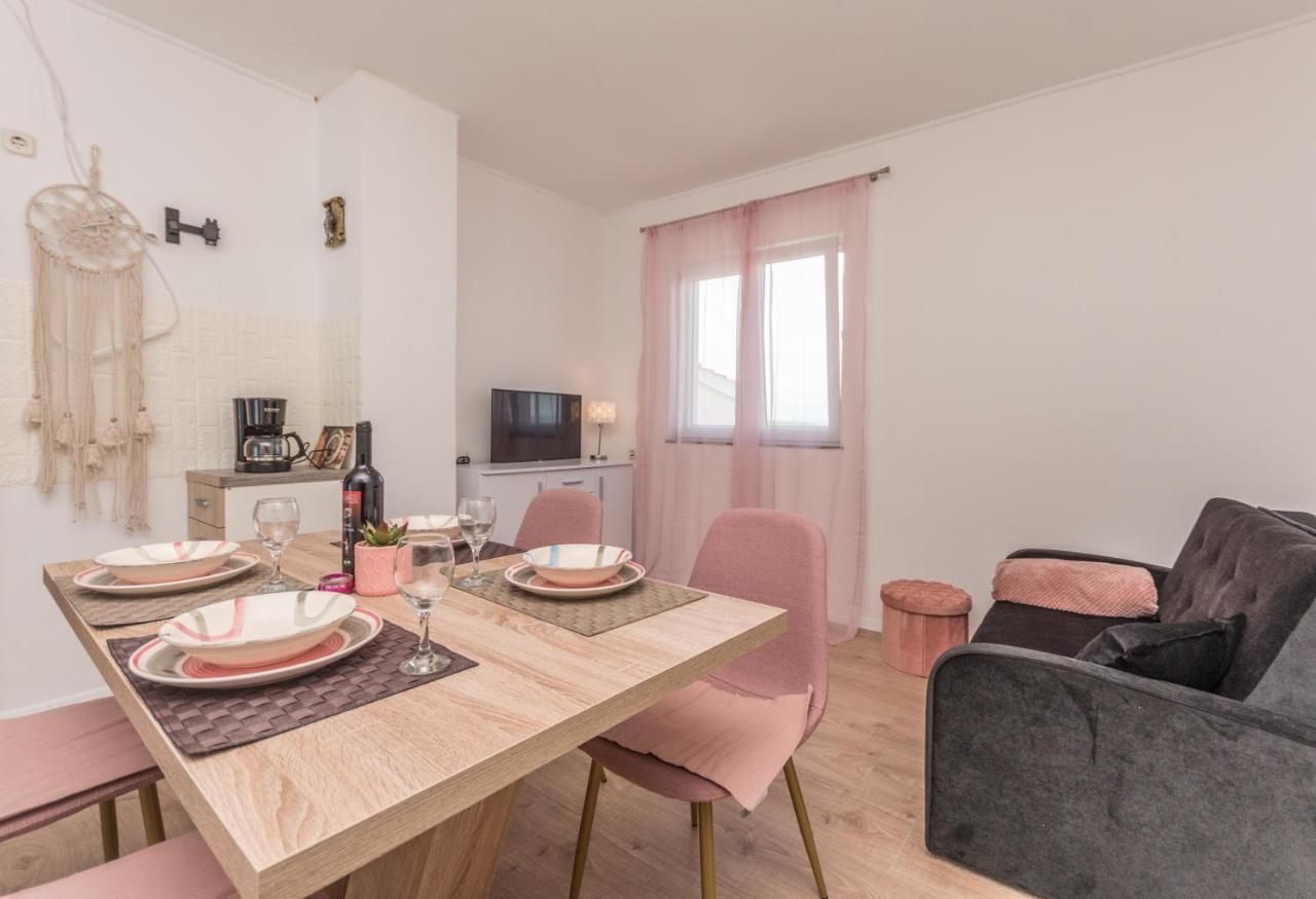 Agape Apartments Biograd Na Moru Ngoại thất bức ảnh