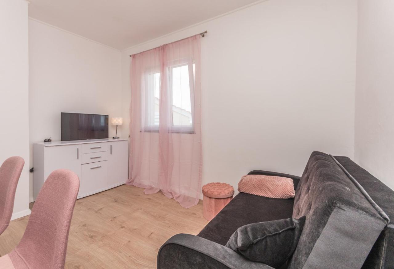 Agape Apartments Biograd Na Moru Ngoại thất bức ảnh