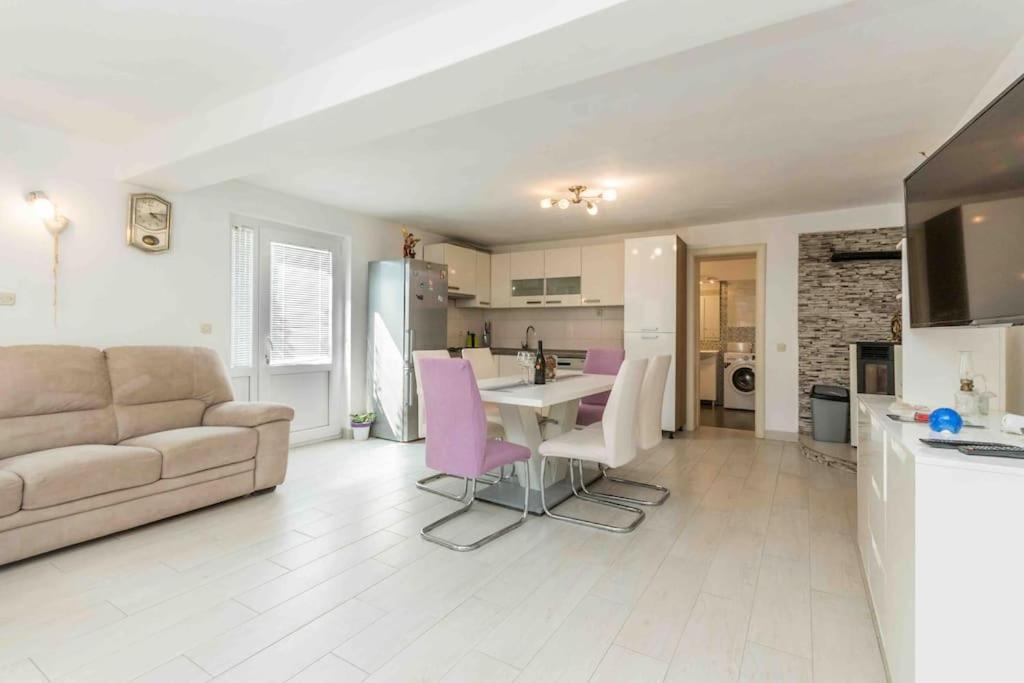 Agape Apartments Biograd Na Moru Ngoại thất bức ảnh