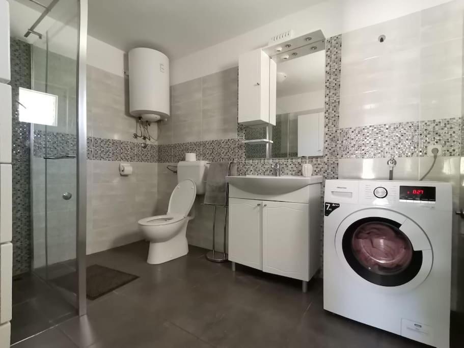 Agape Apartments Biograd Na Moru Ngoại thất bức ảnh