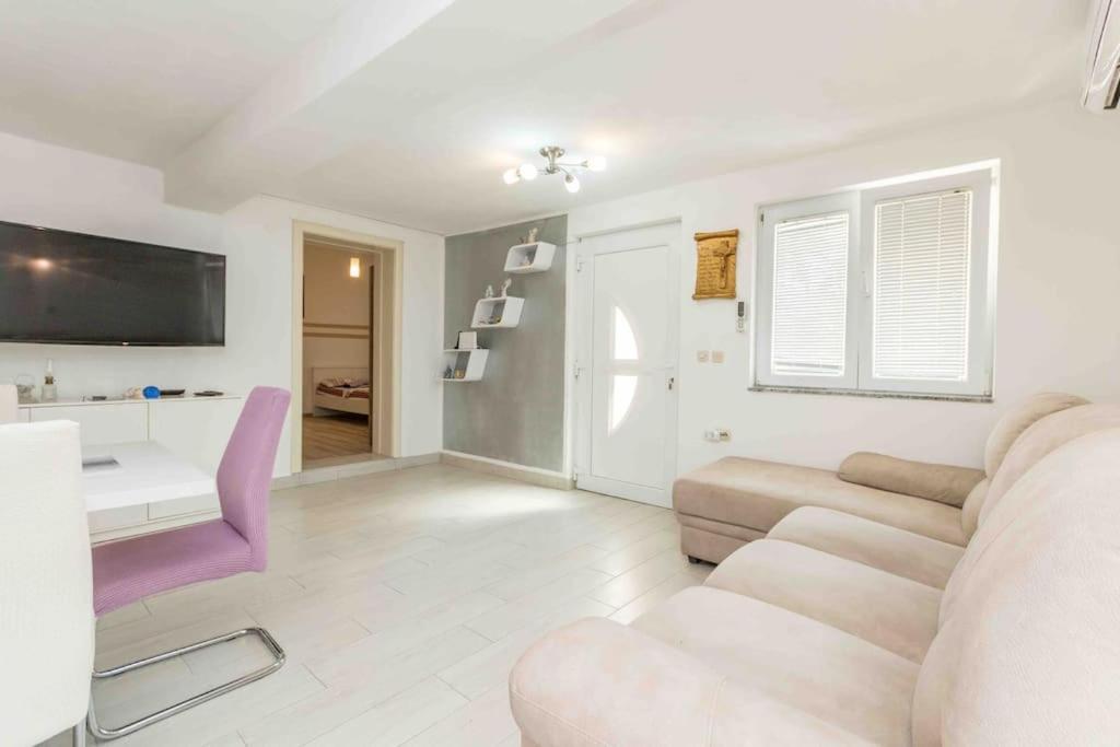 Agape Apartments Biograd Na Moru Ngoại thất bức ảnh